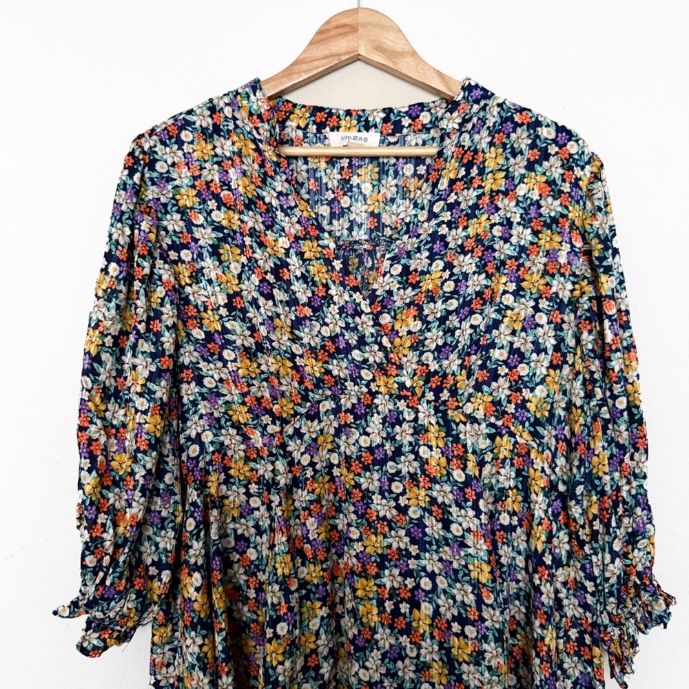 Umgee Floral Long Sleeve V-Neck Dress in Navy Multi - Picture 3 of 7